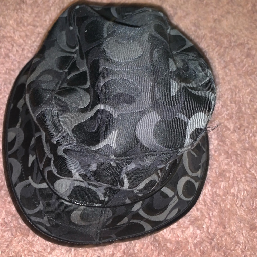 Coach Hat - Picture 2 of 3